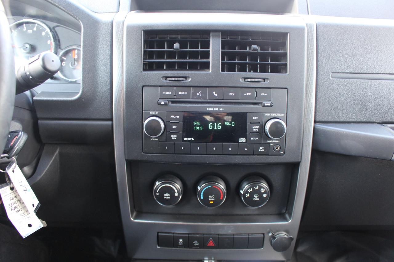 Jeep Liberty Sport 4WD 2011