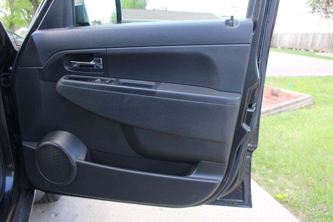 Jeep Liberty Sport 4WD 2011