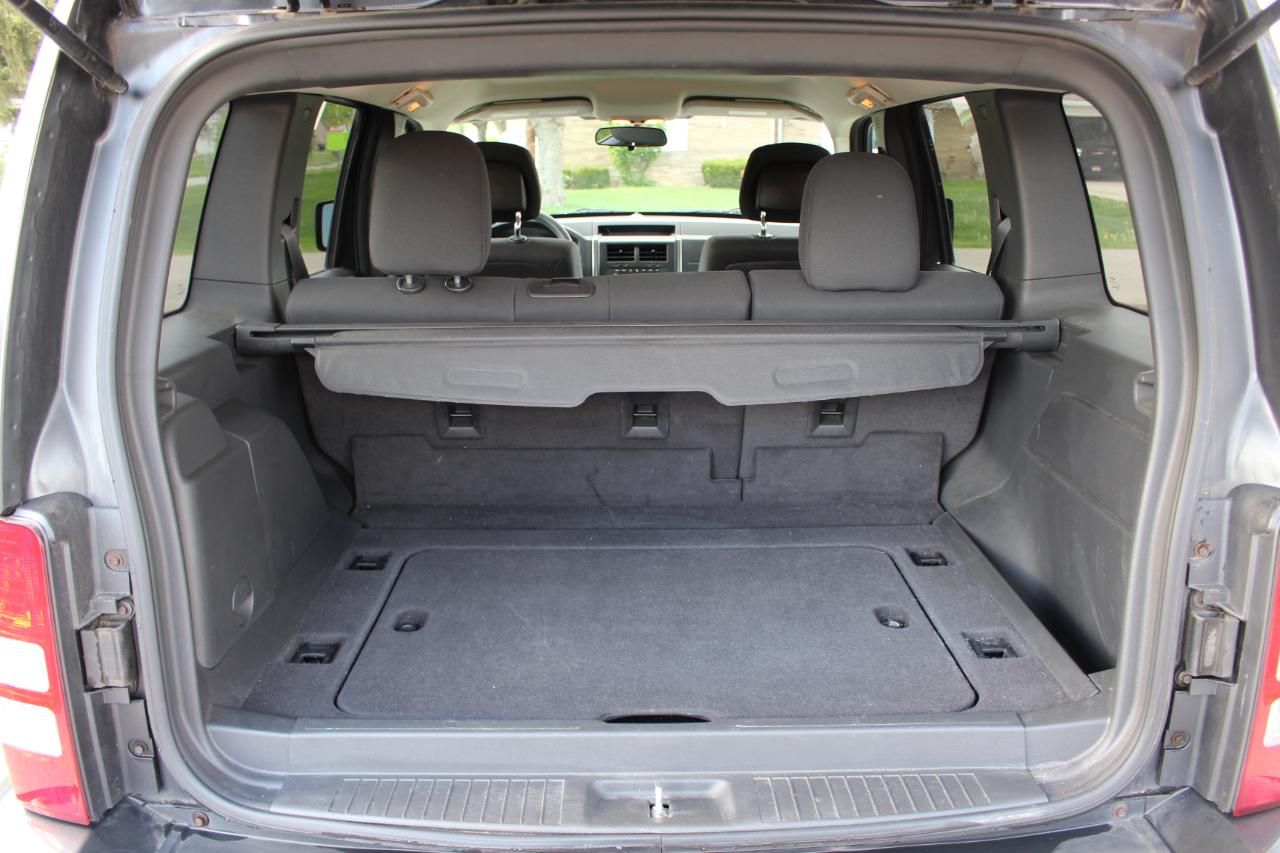 Jeep Liberty Sport 4WD 2011