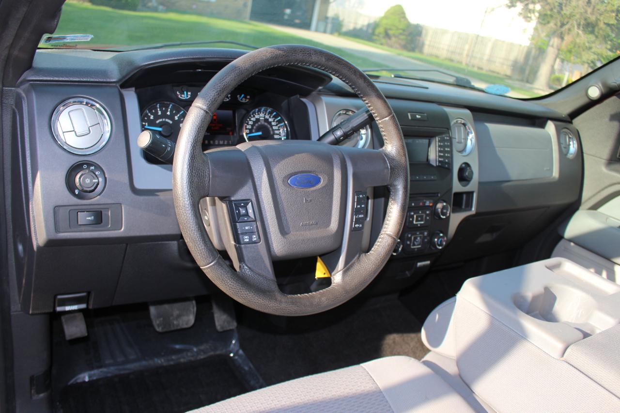 Ford F-150 XLT SuperCab 8-ft. Bed 4WD 2013
