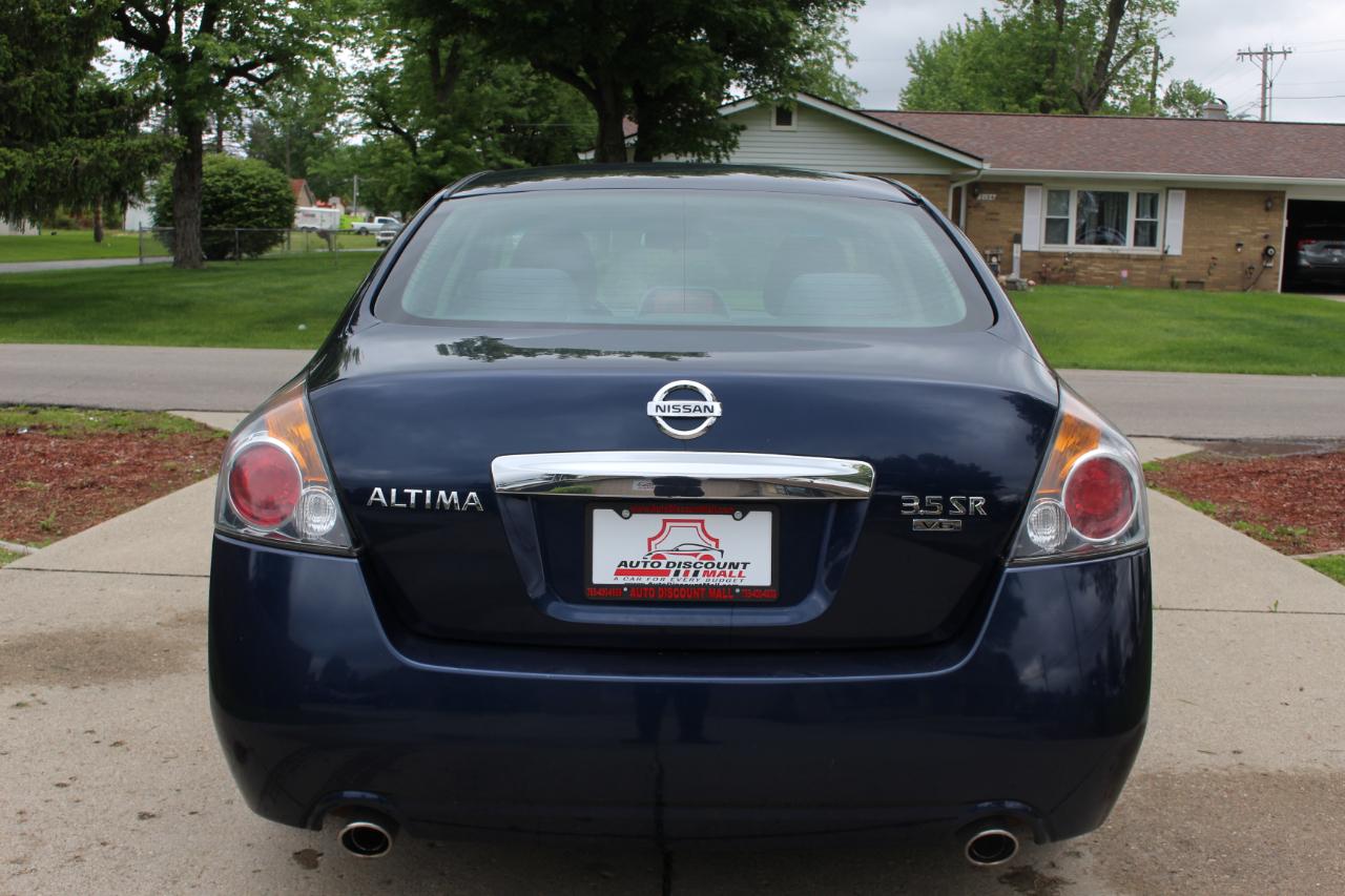 Nissan Altima 3.5 SR 2011