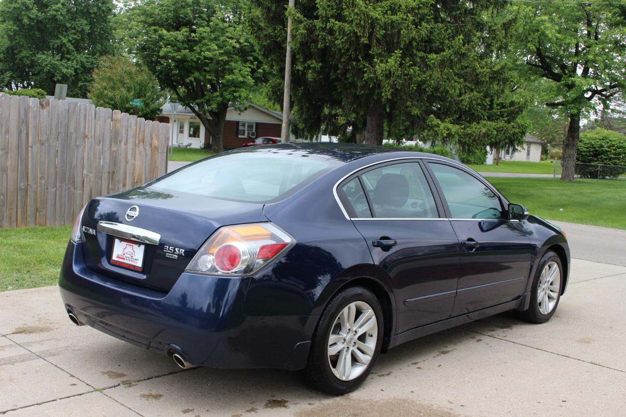 Nissan Altima 3.5 SR 2011