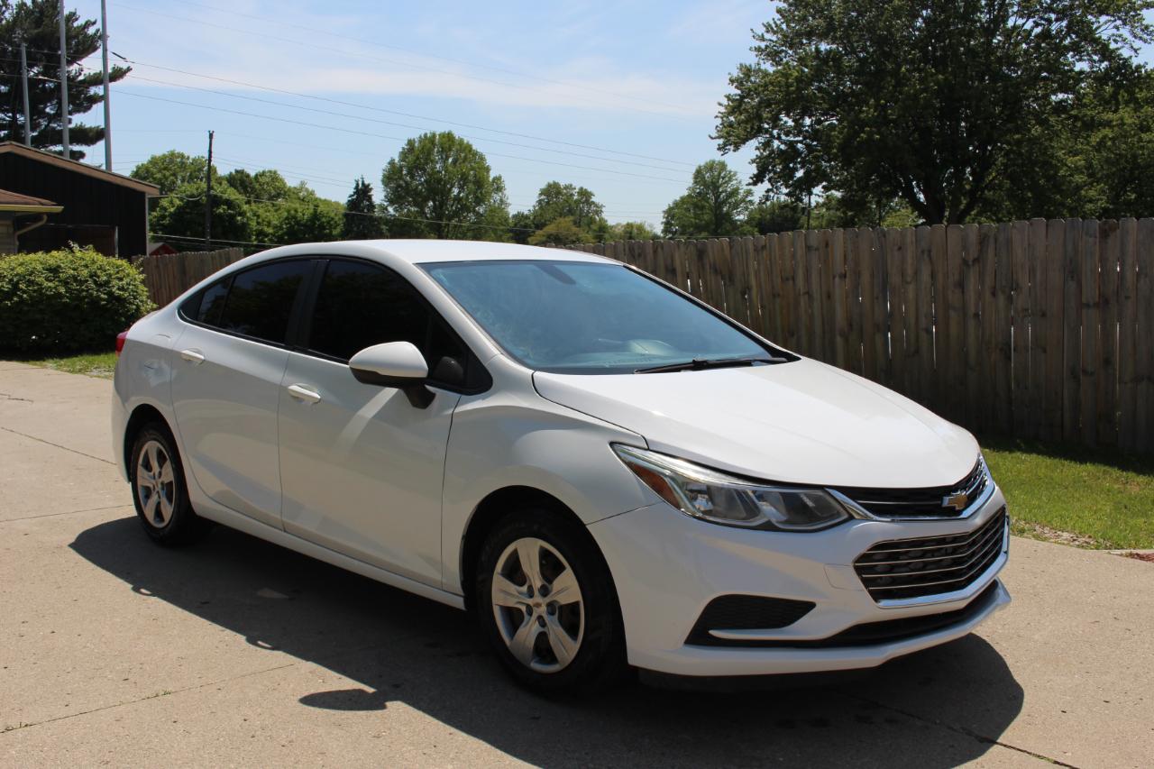 Chevrolet Cruze LS Auto 2018