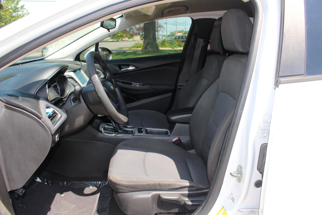 Chevrolet Cruze LS Auto 2018