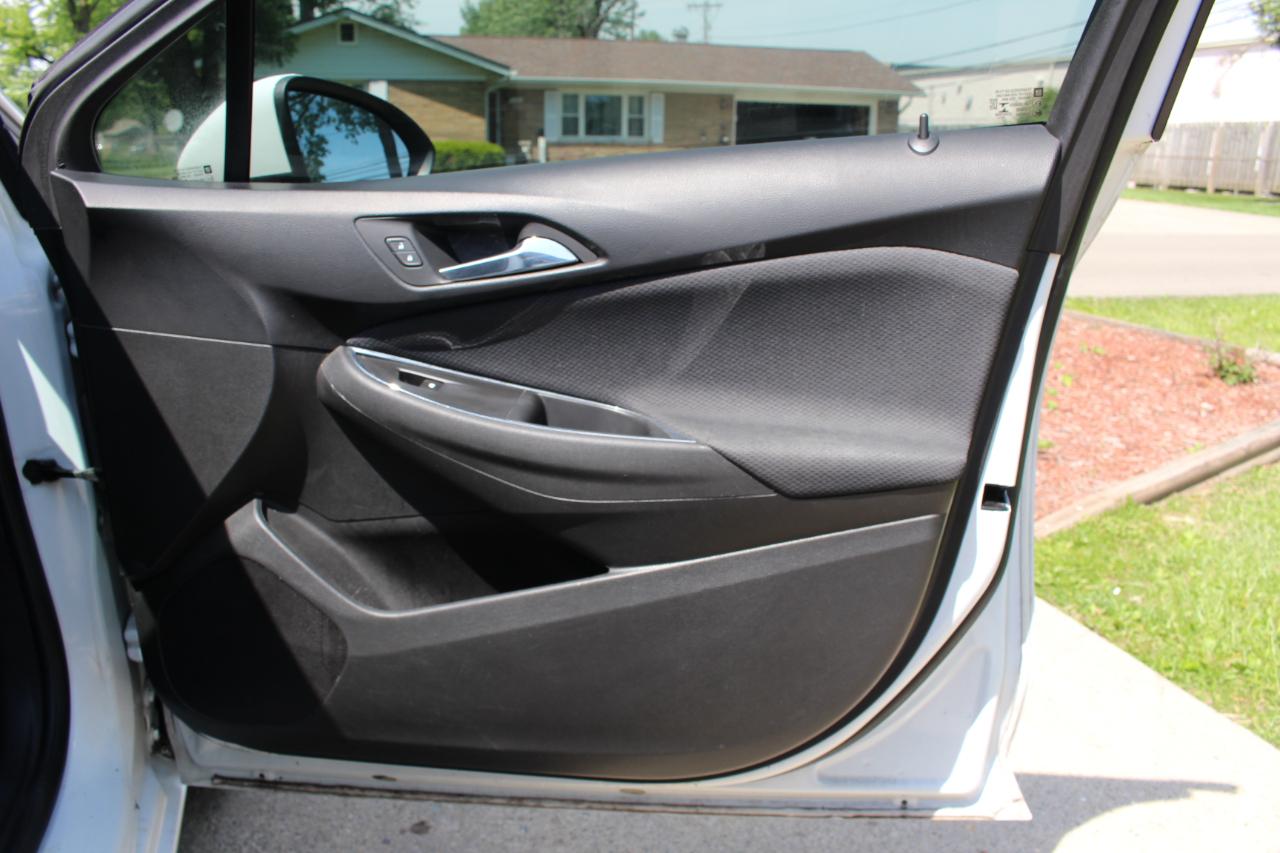 Chevrolet Cruze LS Auto 2018