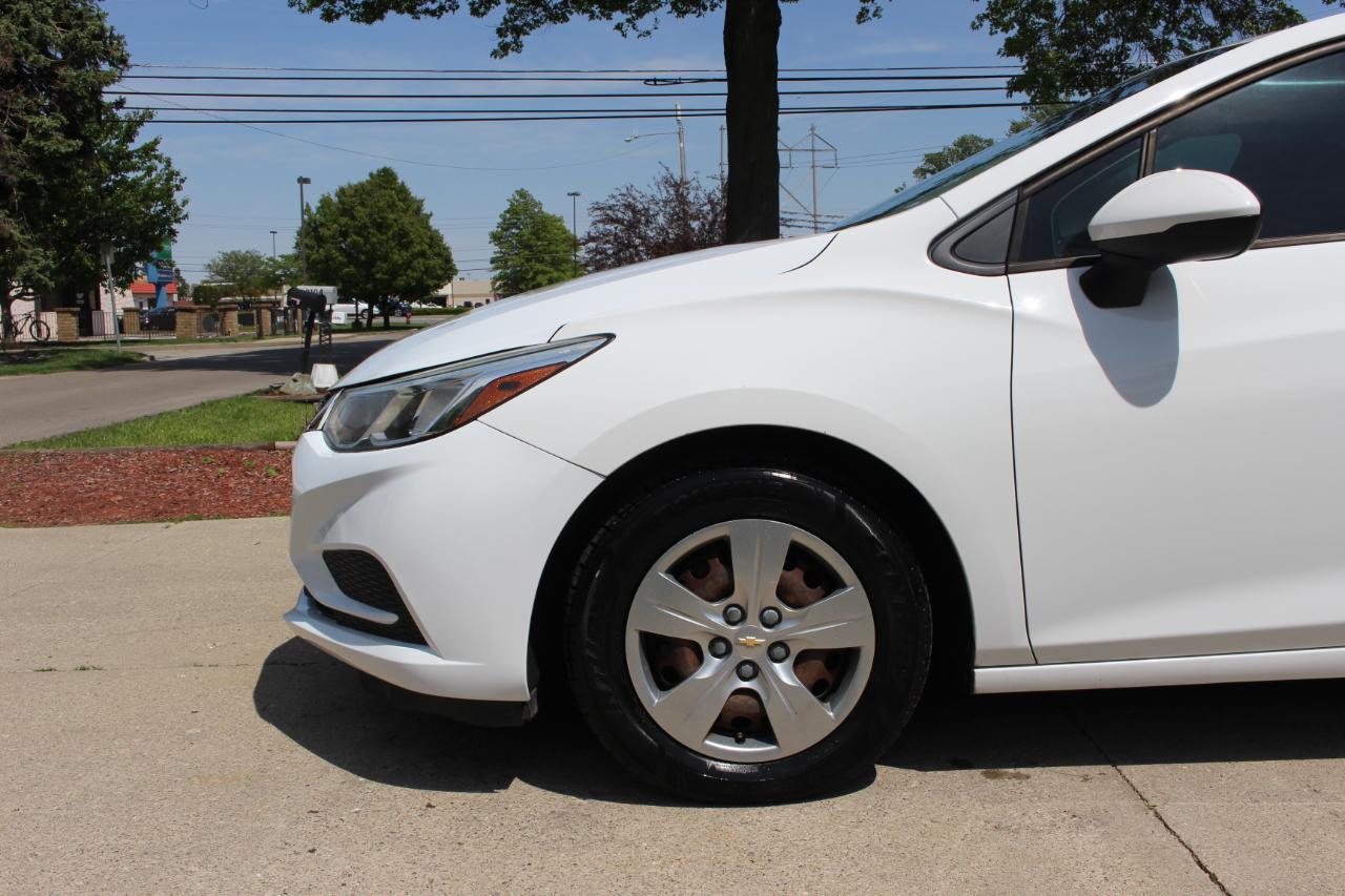 Chevrolet Cruze LS Auto 2018