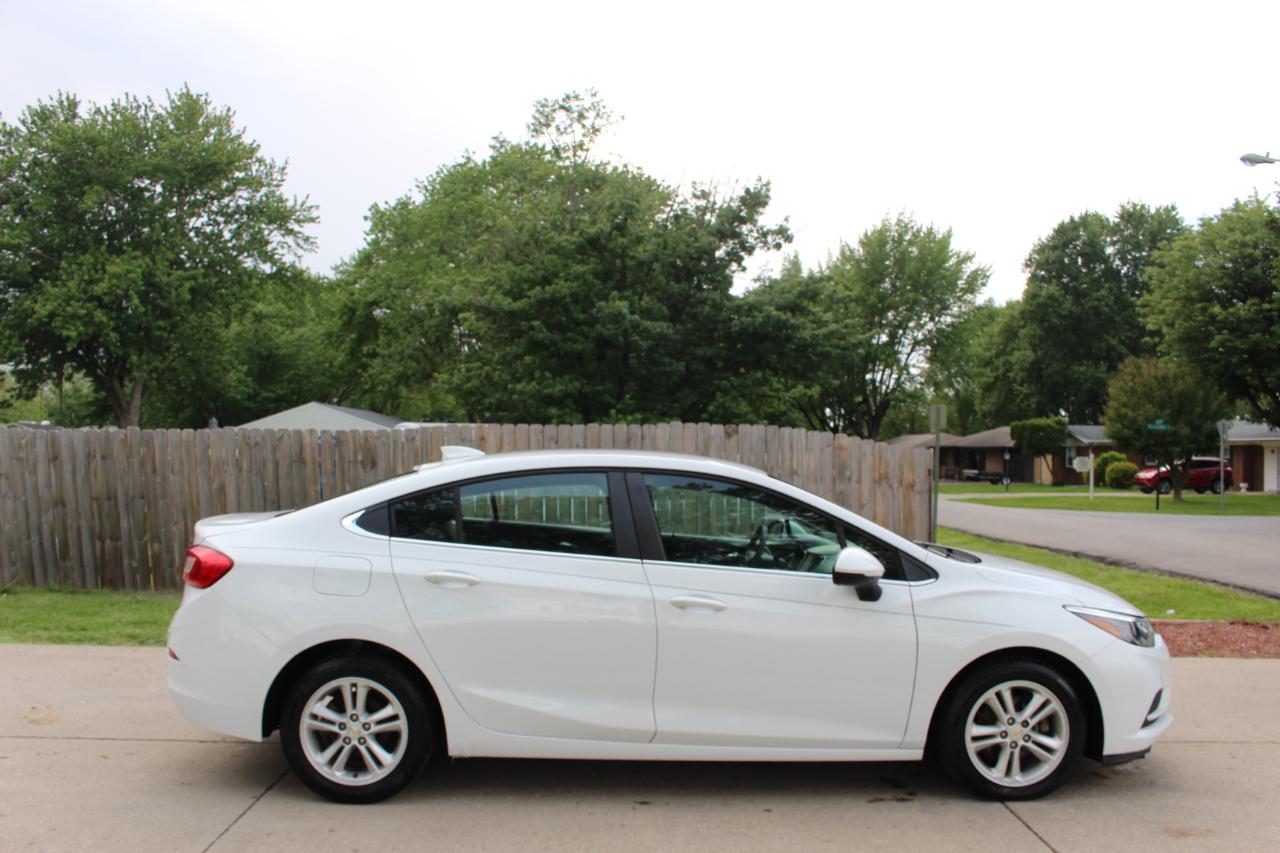 Chevrolet Cruze LT Auto 2018