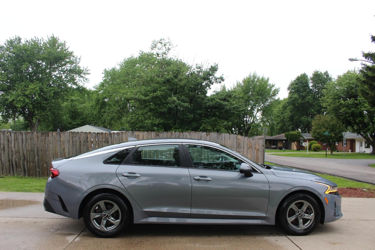 Kia K5 LXS 2021