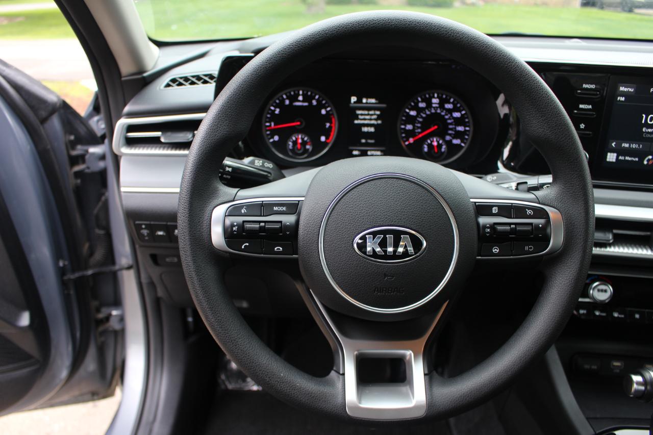 Kia K5 LXS 2021