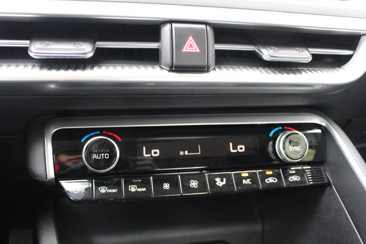 Kia K5 LXS 2021