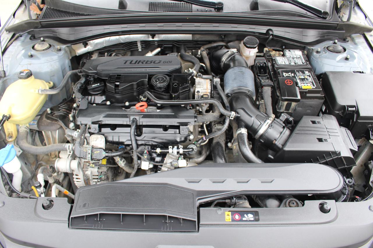 Kia K5 LXS 2021