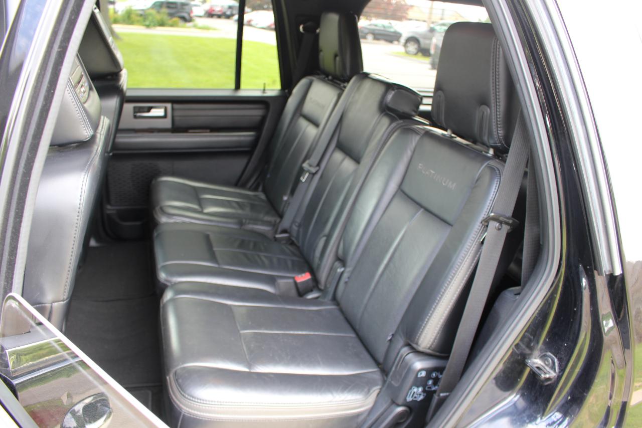 Ford Expedition Platinum 4WD 2016