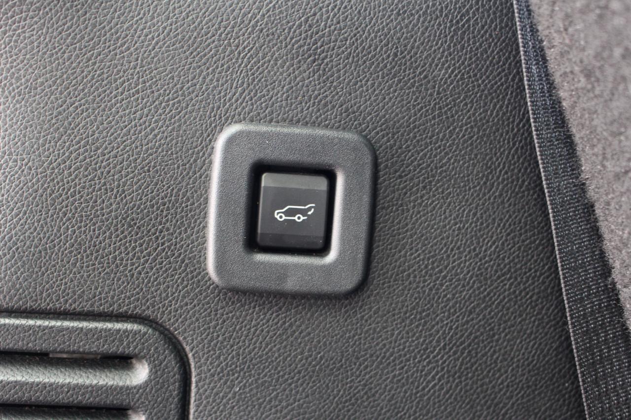Ford Expedition Platinum 4WD 2016