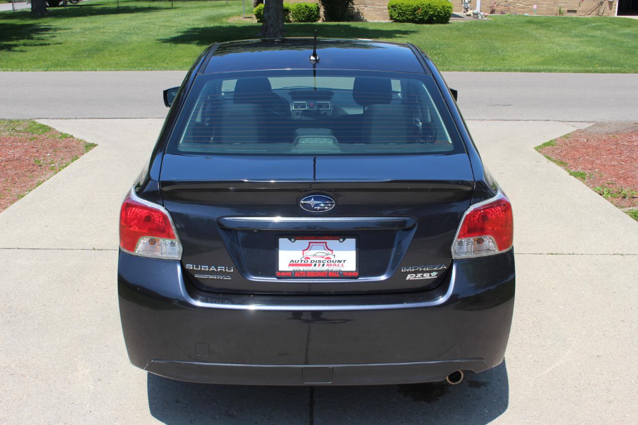 Subaru Impreza 2.0i PZEV CVT 4-Door 2015