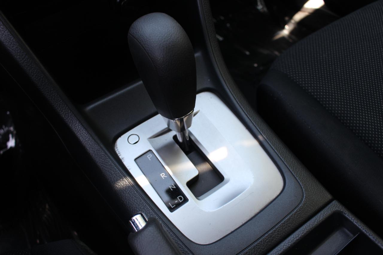 Subaru Impreza 2.0i PZEV CVT 4-Door 2015