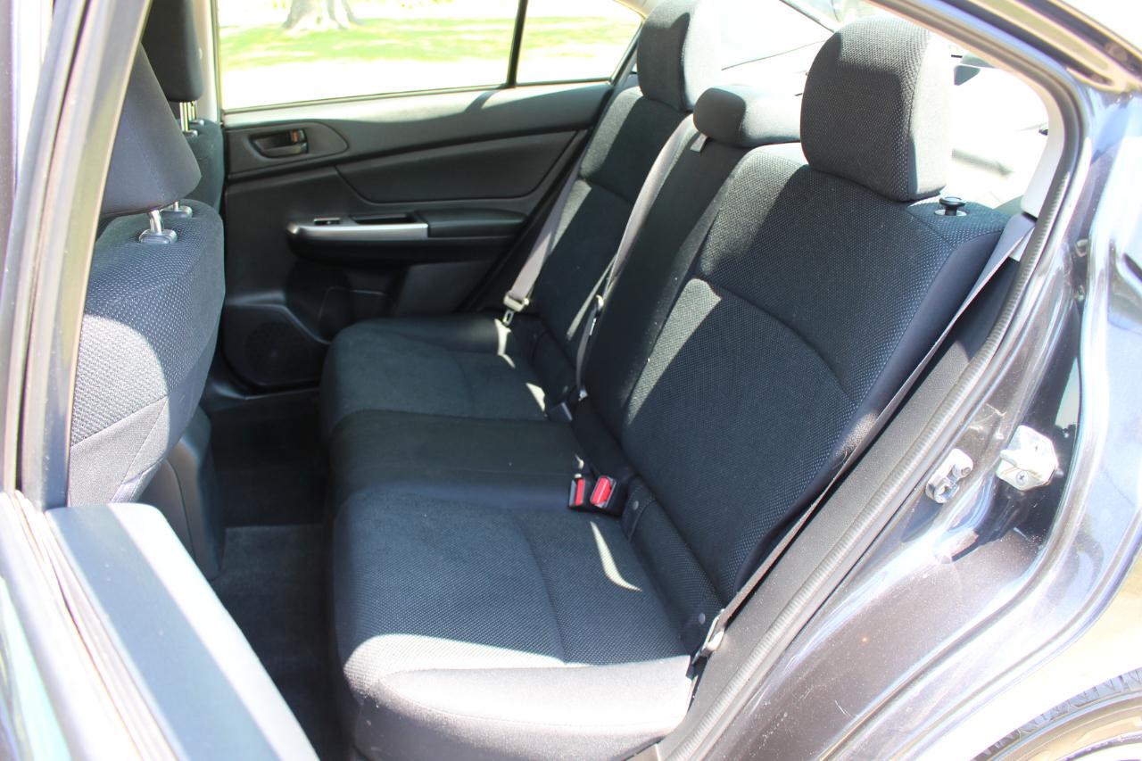 Subaru Impreza 2.0i PZEV CVT 4-Door 2015