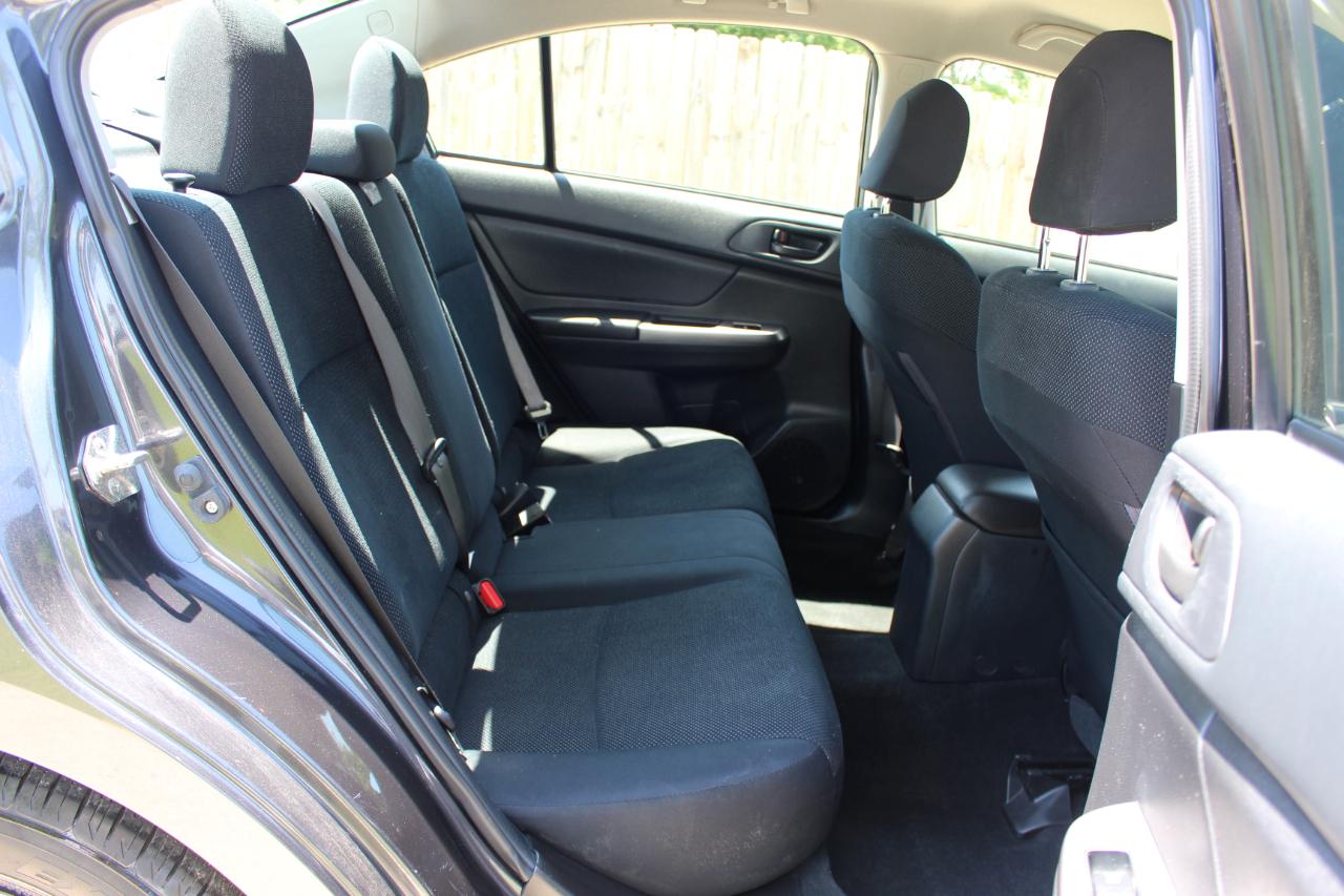 Subaru Impreza 2.0i PZEV CVT 4-Door 2015