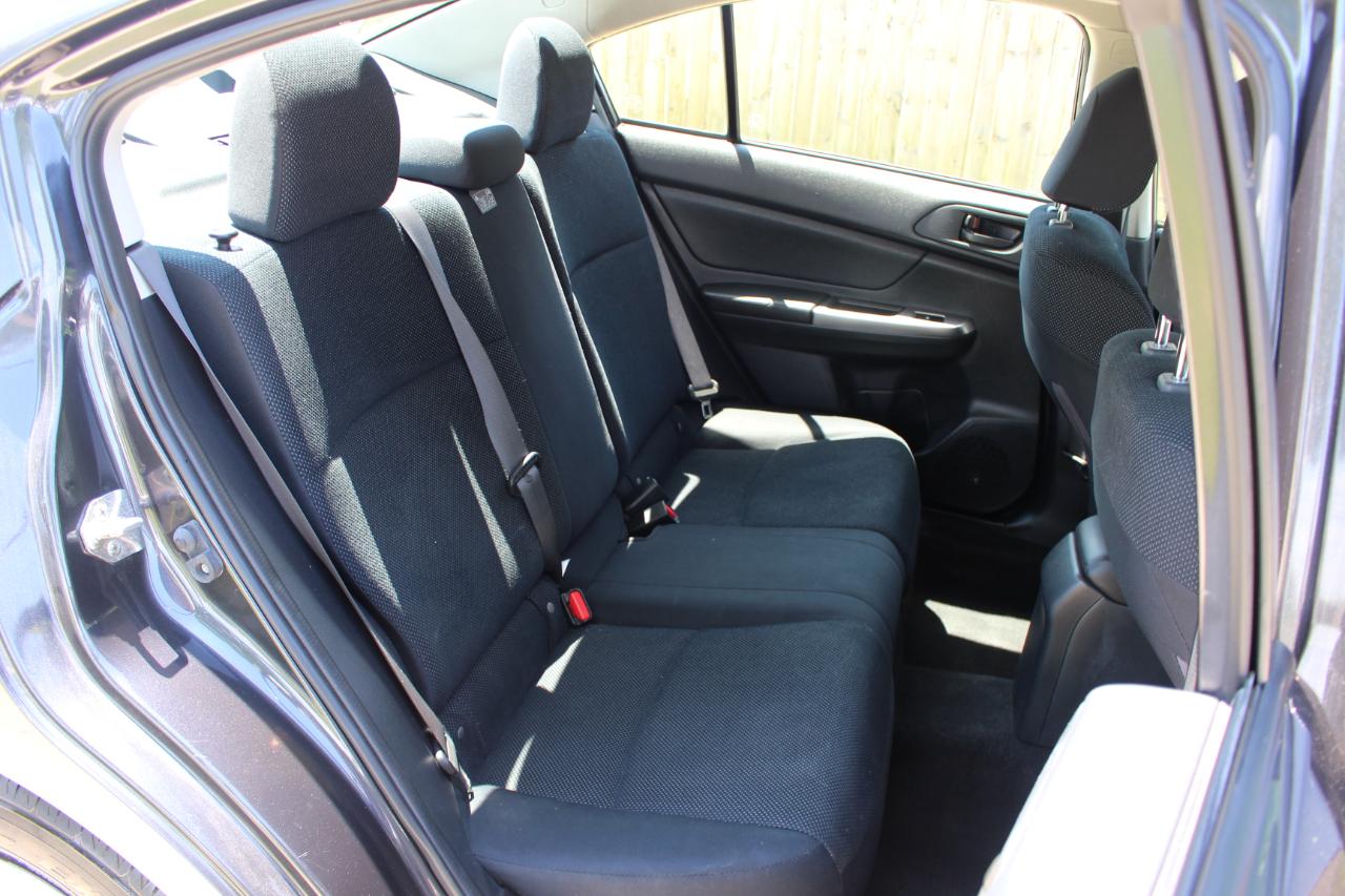 Subaru Impreza 2.0i PZEV CVT 4-Door 2015