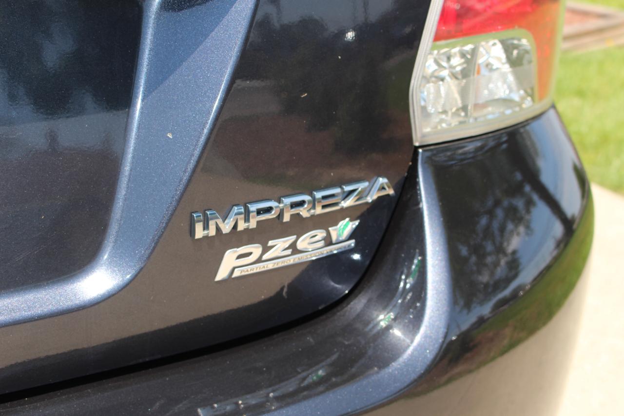 Subaru Impreza 2.0i PZEV CVT 4-Door 2015