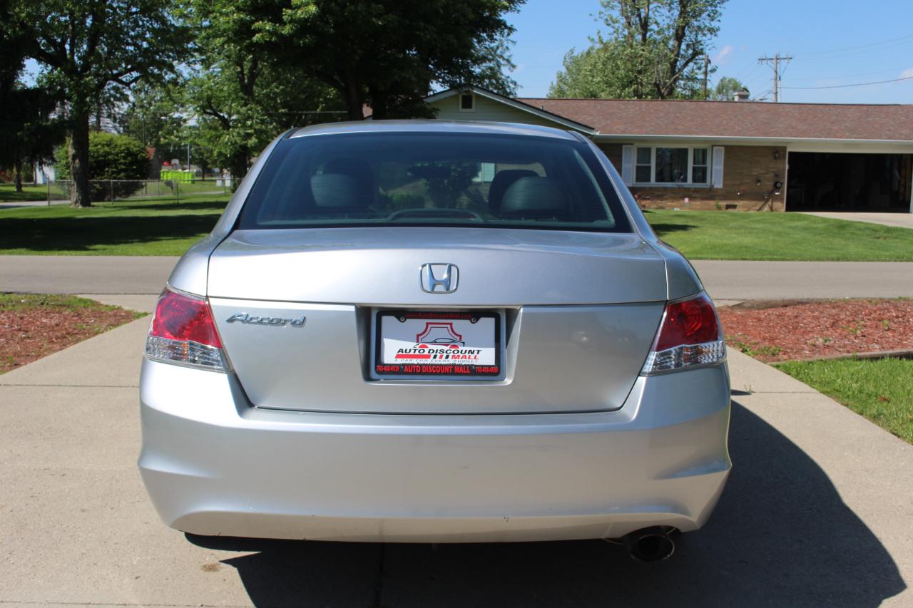 Honda Accord LX-P Sedan AT 2010