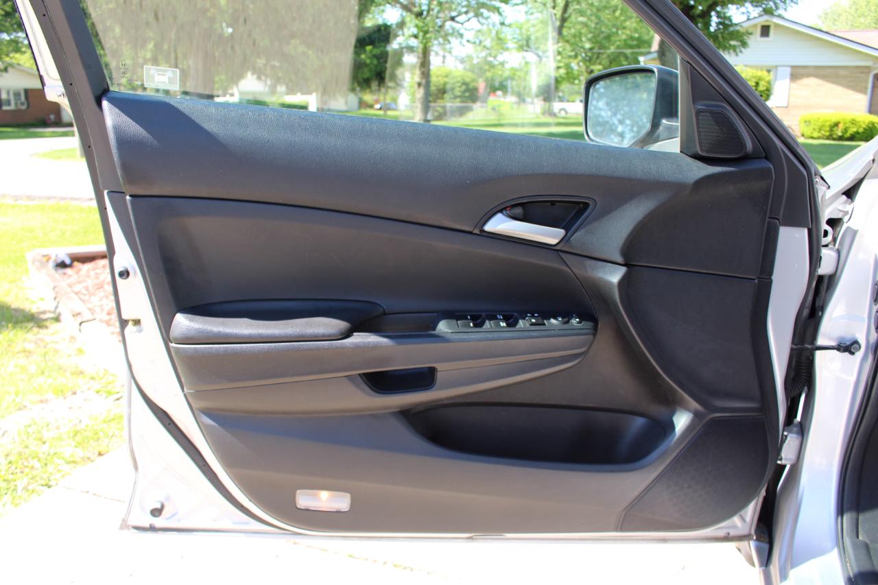 Honda Accord LX-P Sedan AT 2010