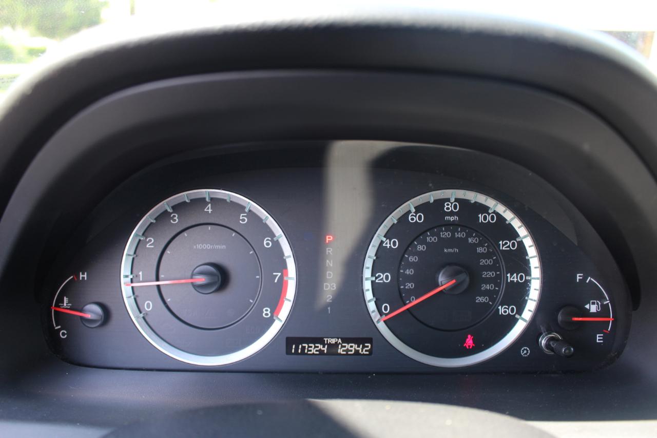 Honda Accord LX-P Sedan AT 2010