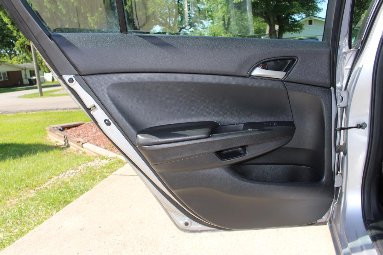 Honda Accord LX-P Sedan AT 2010