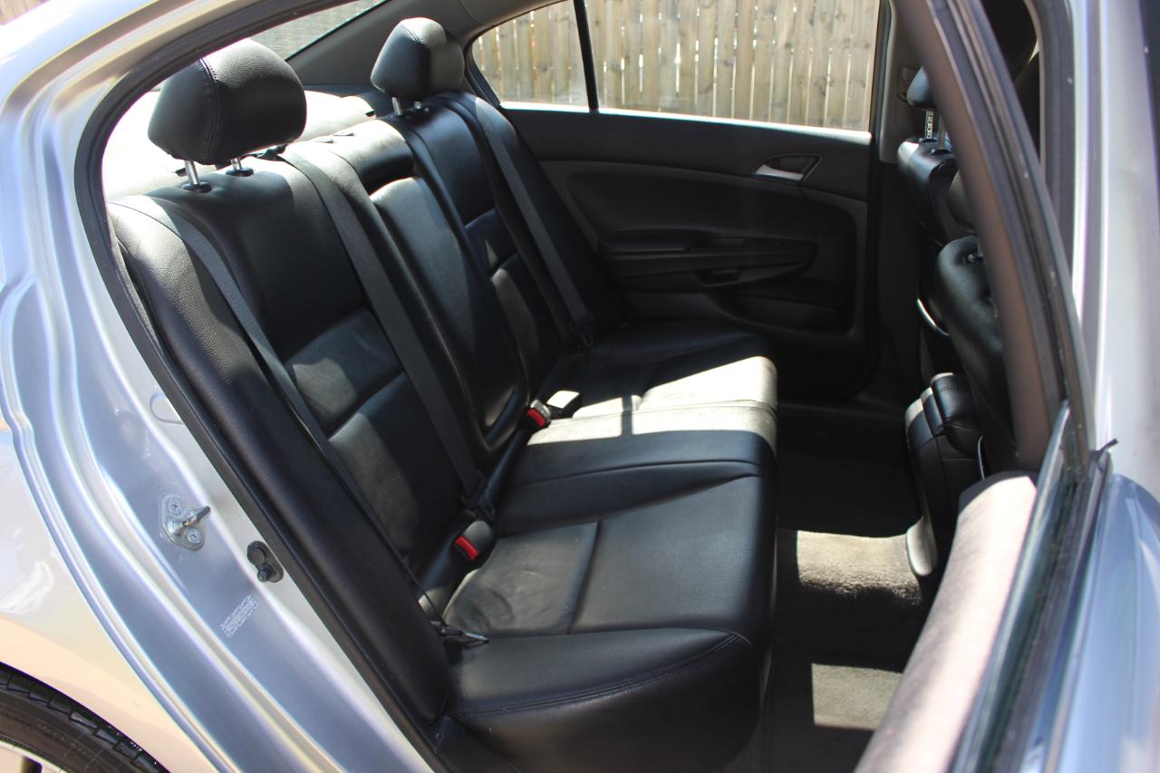 Honda Accord LX-P Sedan AT 2010