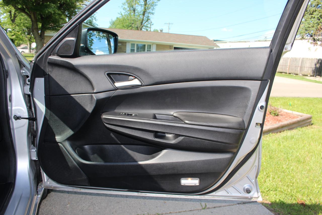 Honda Accord LX-P Sedan AT 2010