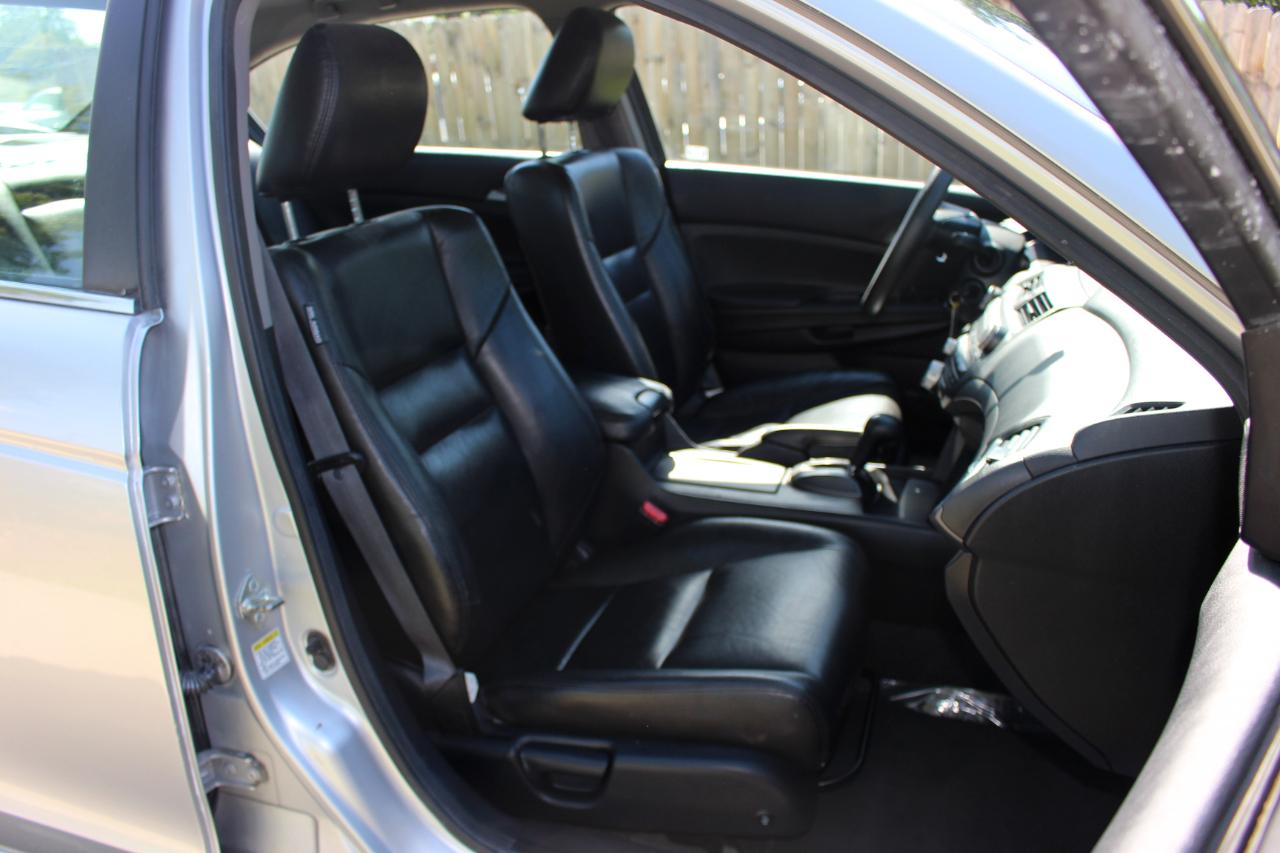 Honda Accord LX-P Sedan AT 2010