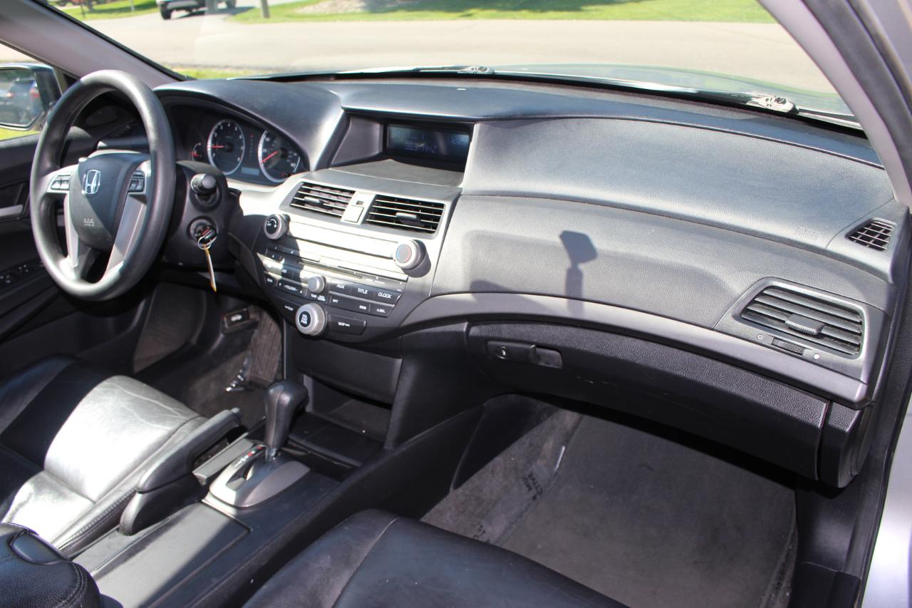 Honda Accord LX-P Sedan AT 2010