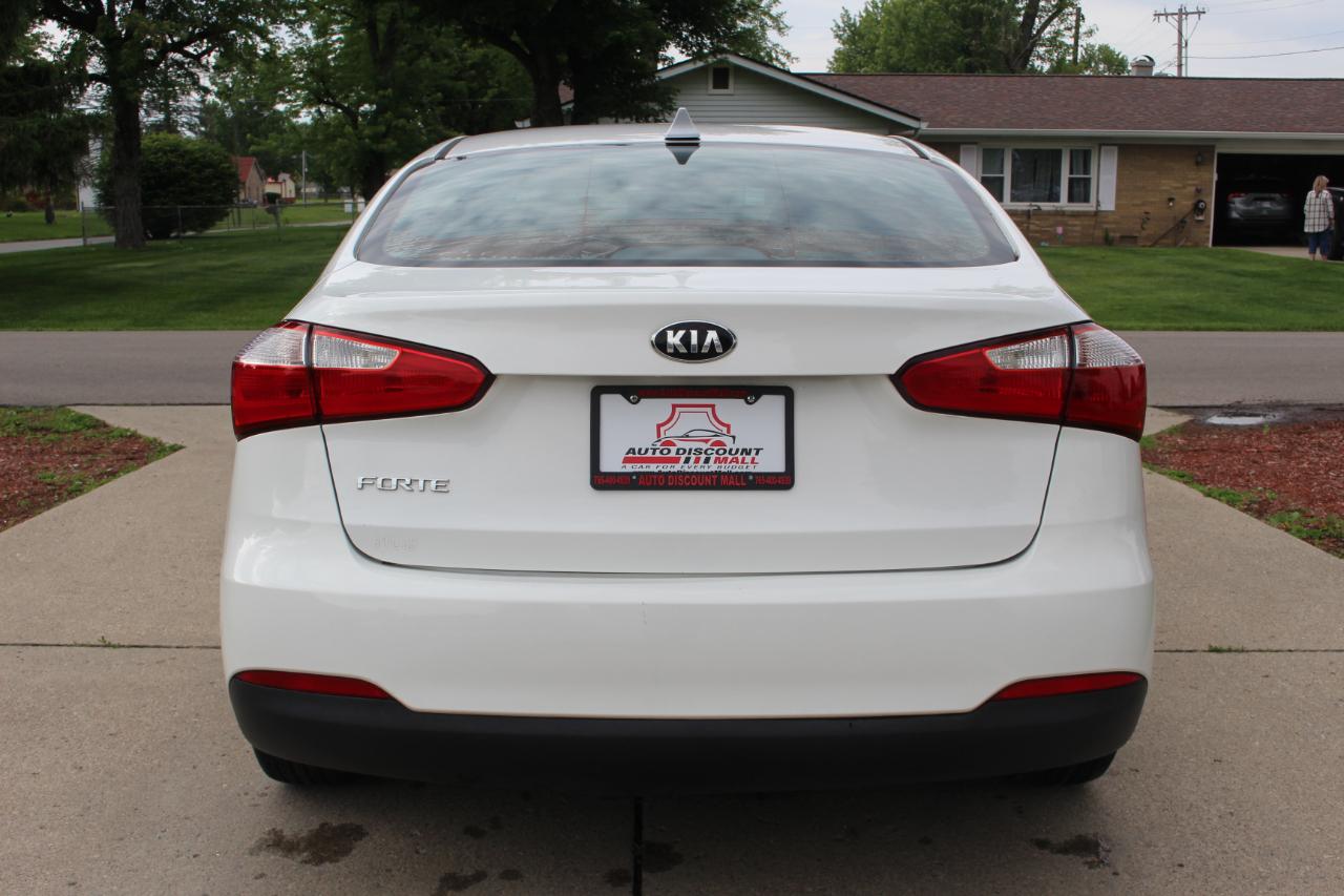 Kia Forte LX w/Popular Package 2016