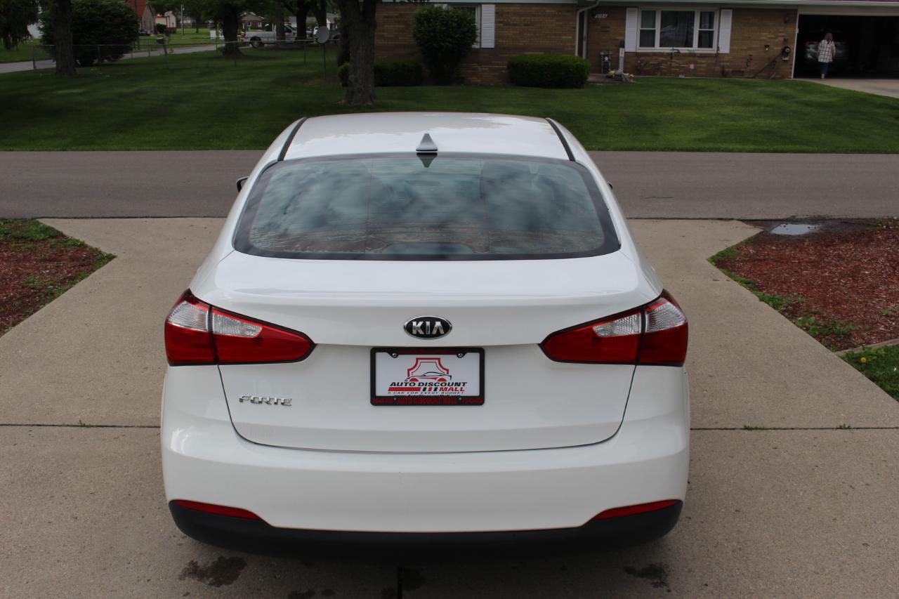 Kia Forte LX w/Popular Package 2016
