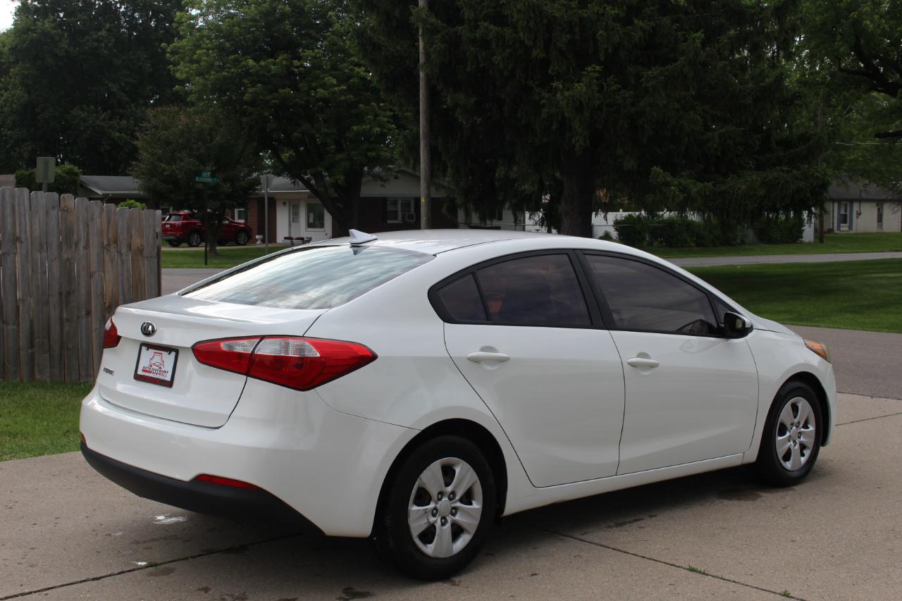 Kia Forte LX w/Popular Package 2016