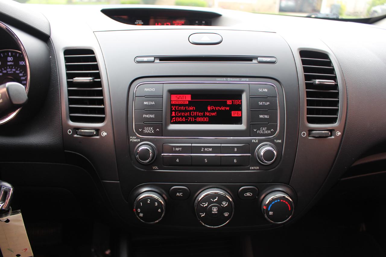Kia Forte LX w/Popular Package 2016