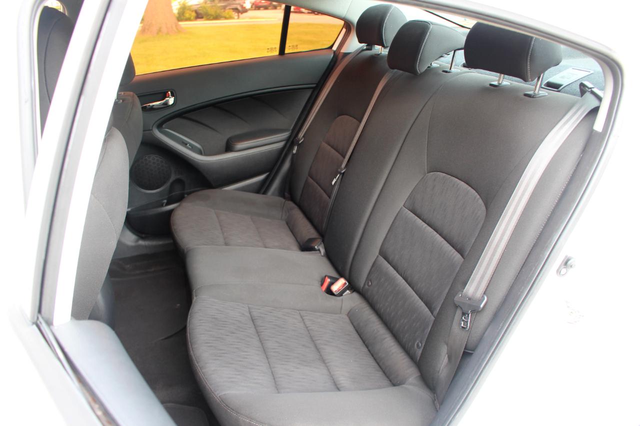 Kia Forte LX w/Popular Package 2016