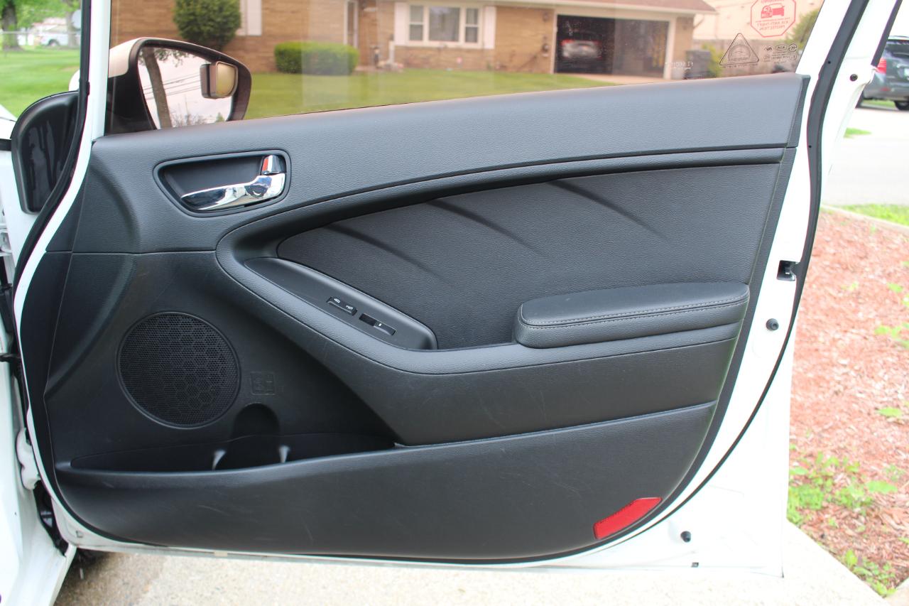 Kia Forte LX w/Popular Package 2016