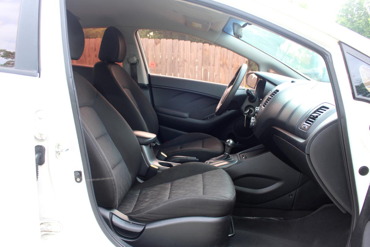 Kia Forte LX w/Popular Package 2016