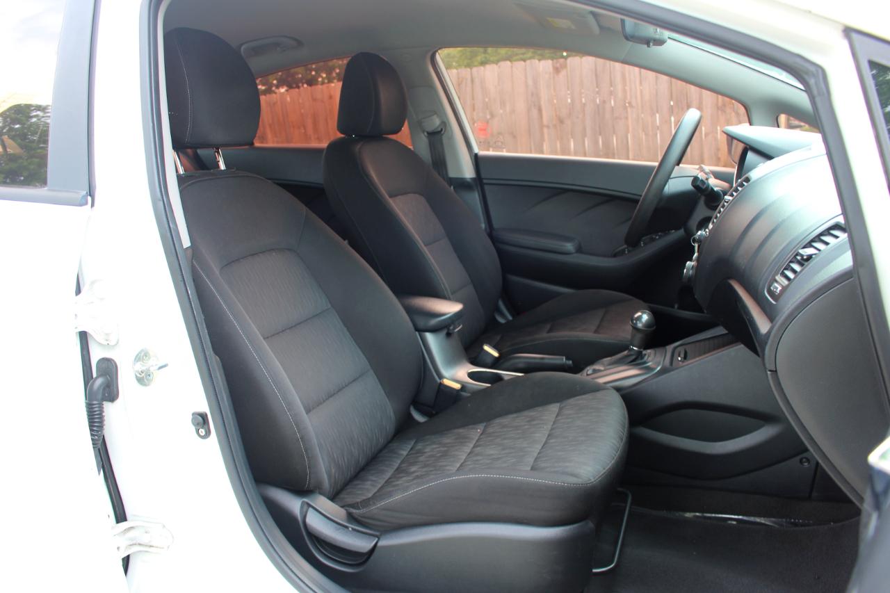 Kia Forte LX w/Popular Package 2016