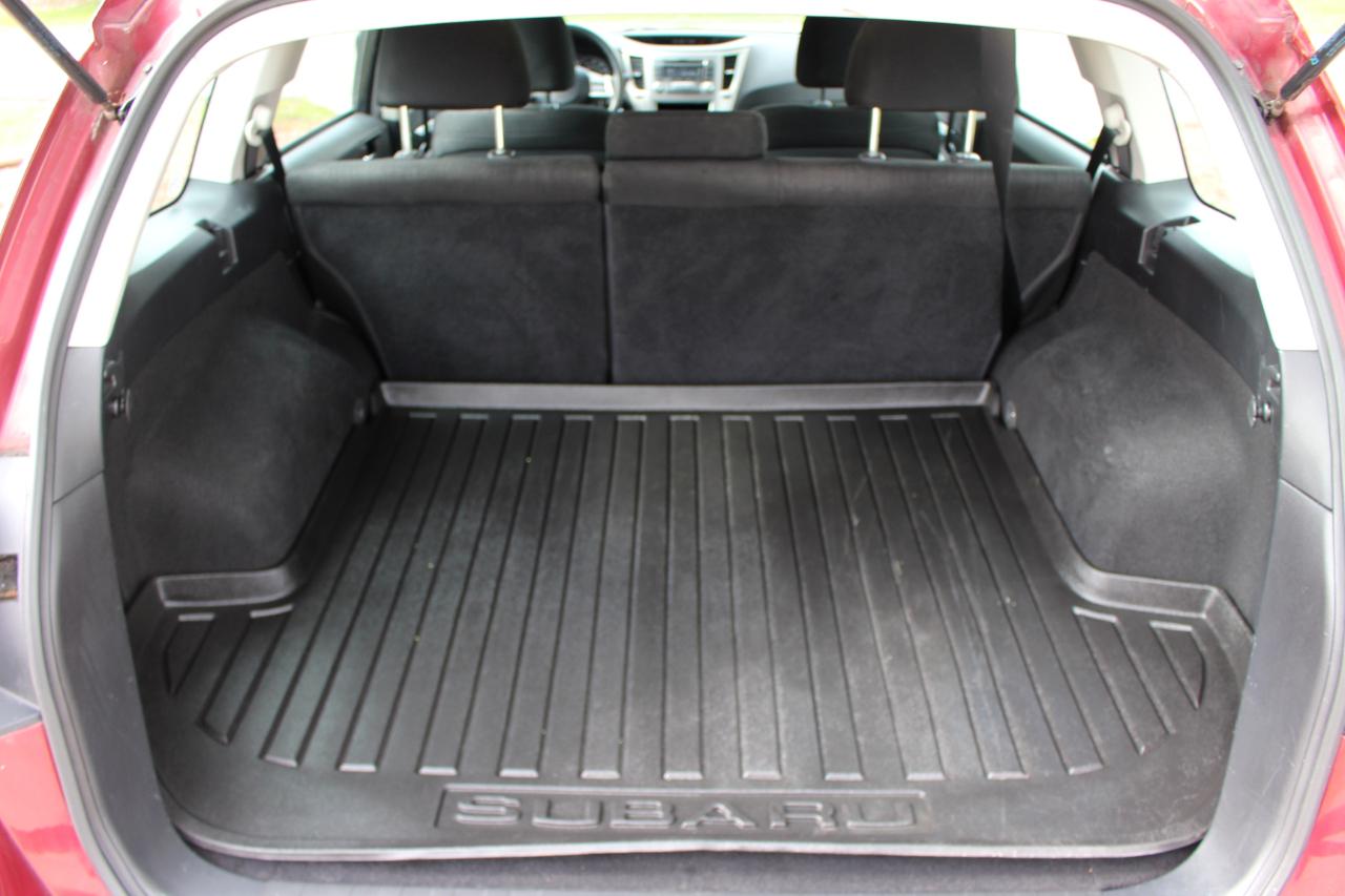 Subaru Outback 2.5i 2014