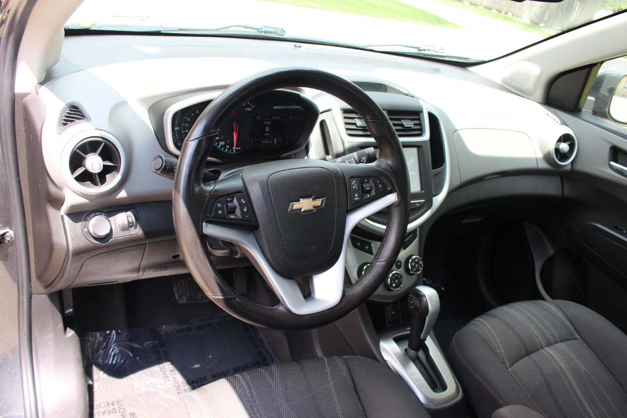 Chevrolet Sonic LT Auto Sedan 2017