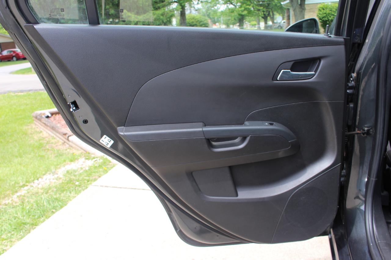 Chevrolet Sonic LT Auto Sedan 2017