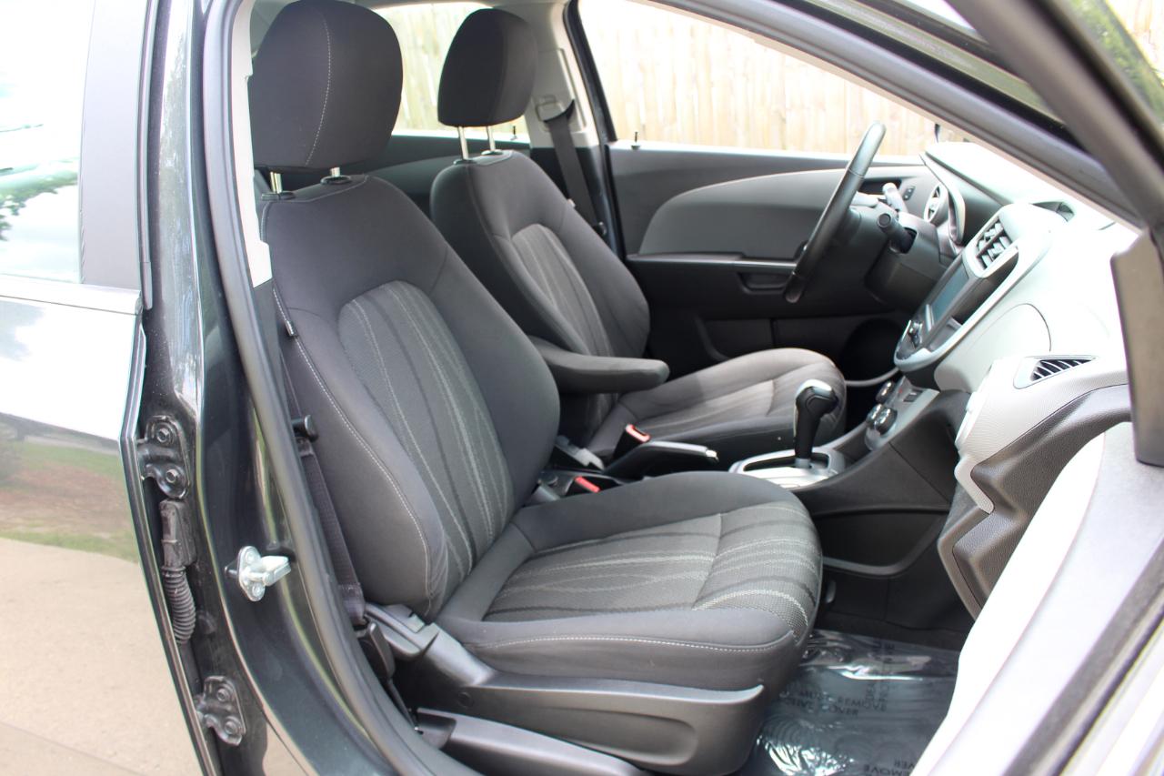 Chevrolet Sonic LT Auto Sedan 2017
