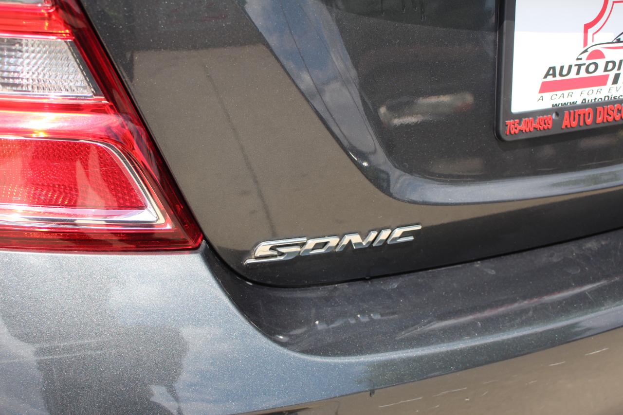 Chevrolet Sonic LT Auto Sedan 2017