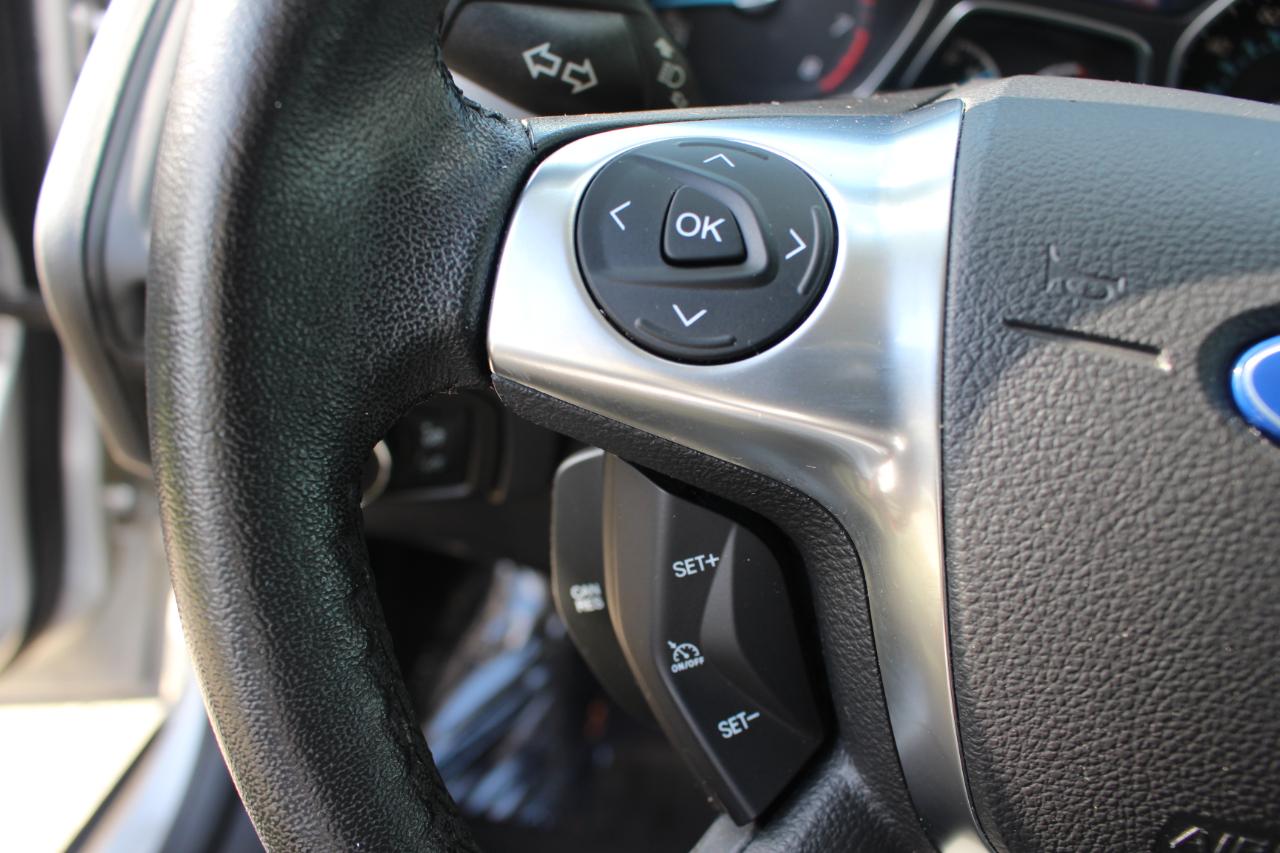 Ford Focus SE Sedan 2014