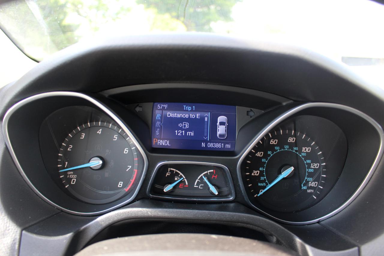 Ford Focus SE Sedan 2014