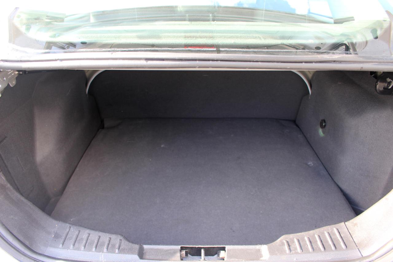 Ford Focus SE Sedan 2014