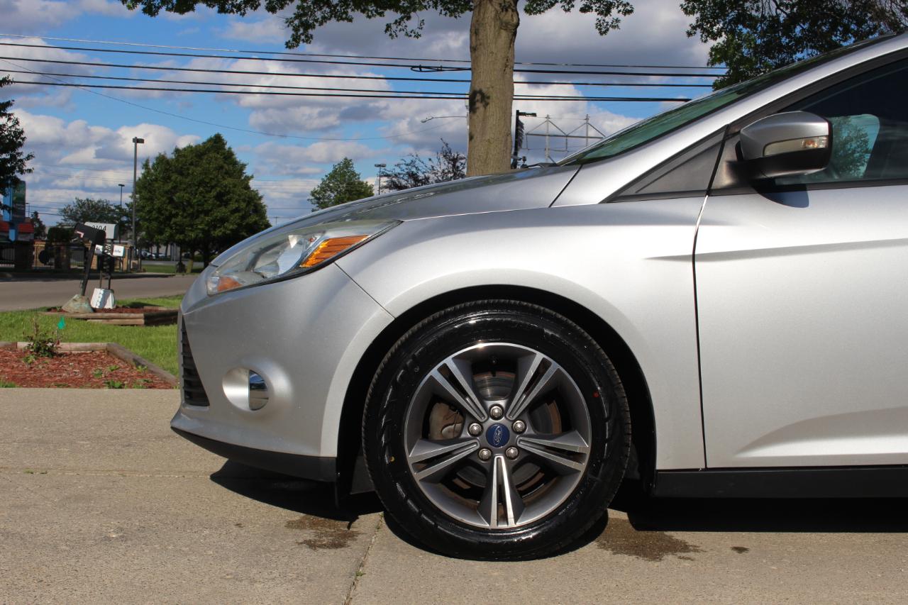 Ford Focus SE Sedan 2014