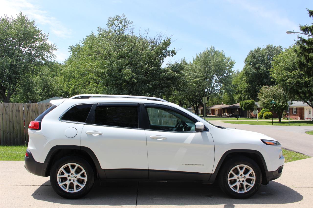 Jeep Cherokee Latitude 4WD 2017
