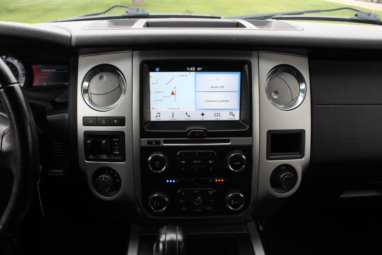 Ford Expedition XLT 4WD 2016